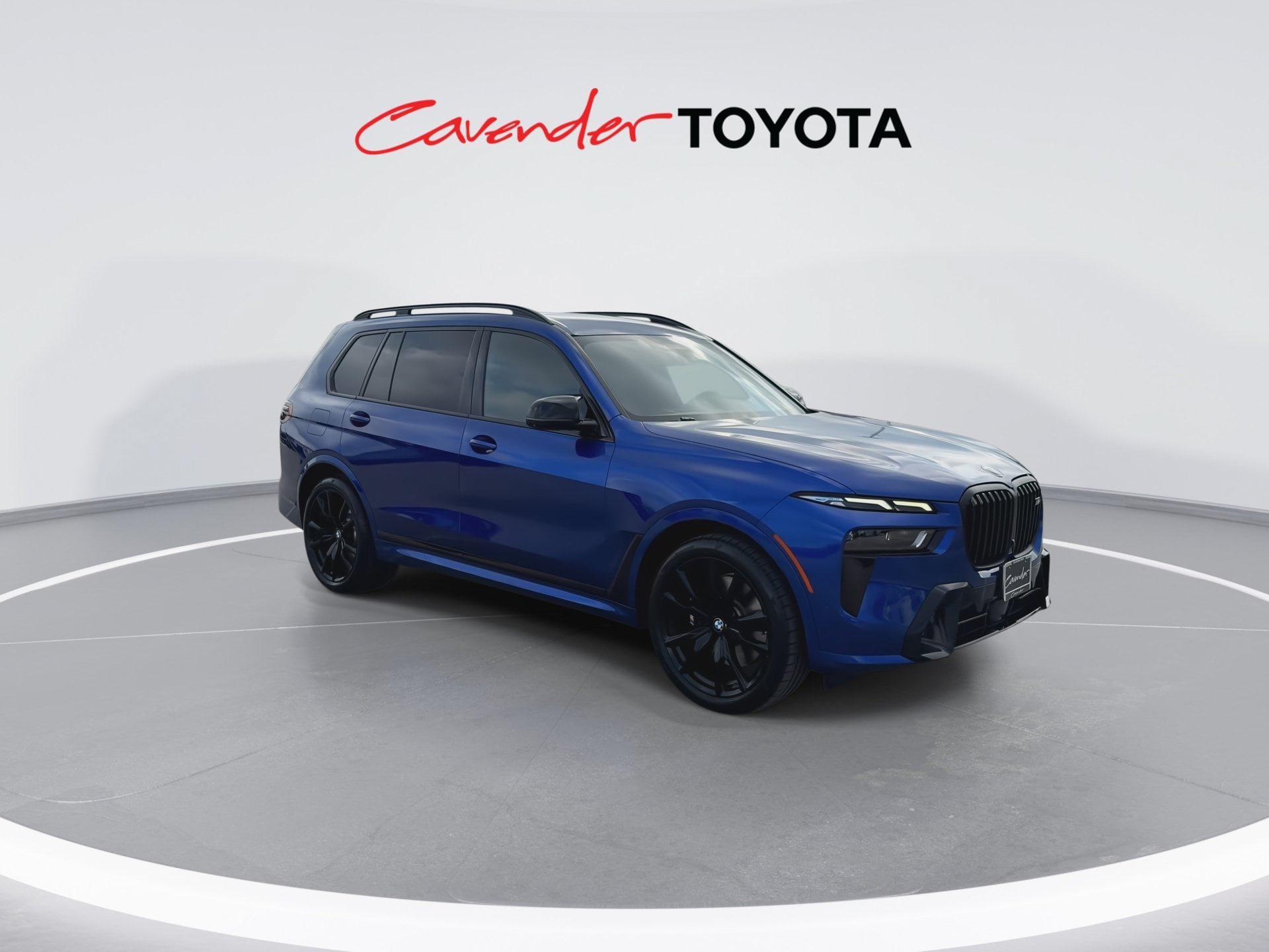 Used 2024 BMW X7 M60i w/ Executive Package AWD/4WD image 2