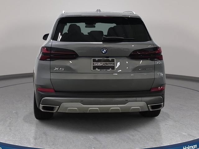 Used 2025 BMW X5 xDrive50e w/ Parking Assistance Package AWD/4WD image 6