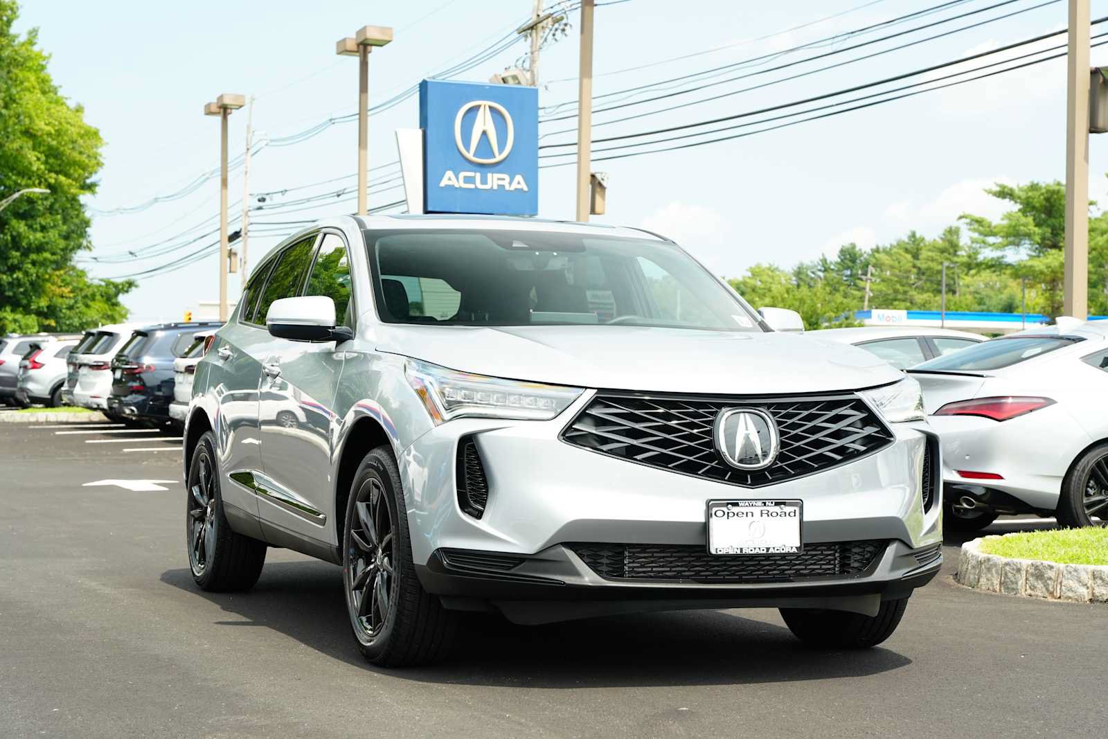 Used 2026 Acura RDX SH-AWD image 1