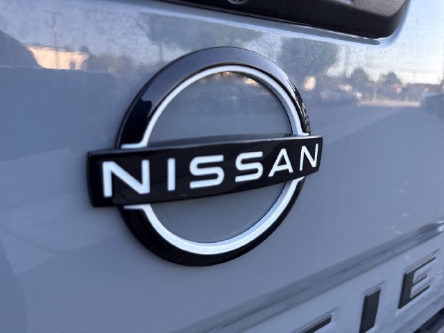 Used 2026 Nissan Frontier SV w/ Tow Package RWD image 31