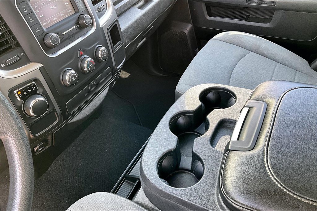 Used 2021 RAM 1500 Classic SLT RWD image 17
