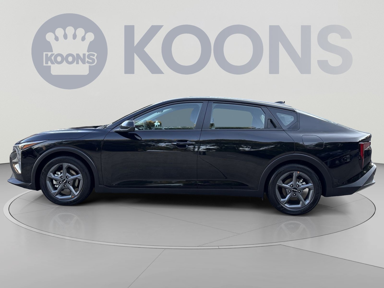 Used 2026 Kia K4 FWD image 2