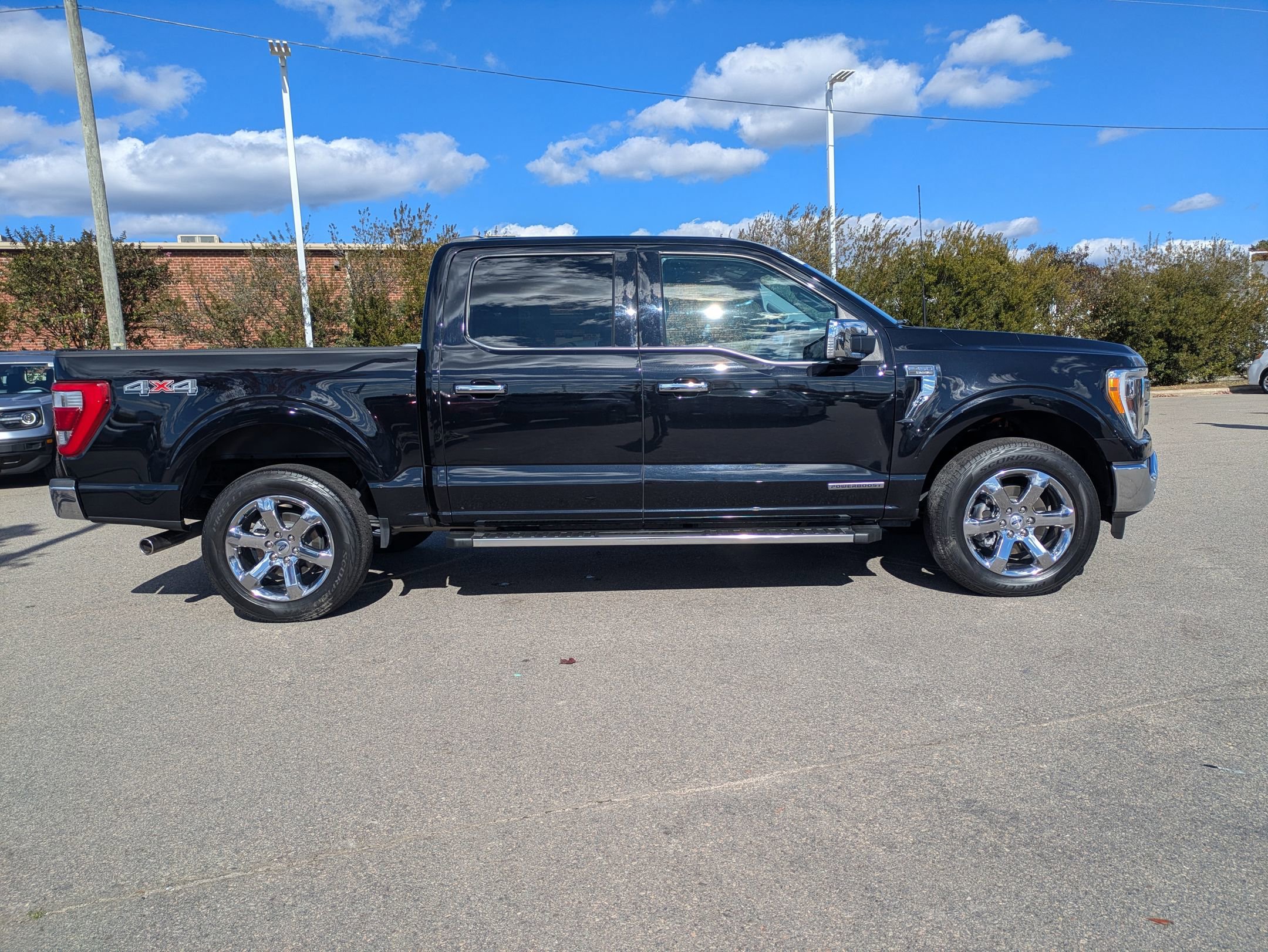 Certified 2023 Ford F150 Lariat w/ Trailer Tow Package image 3