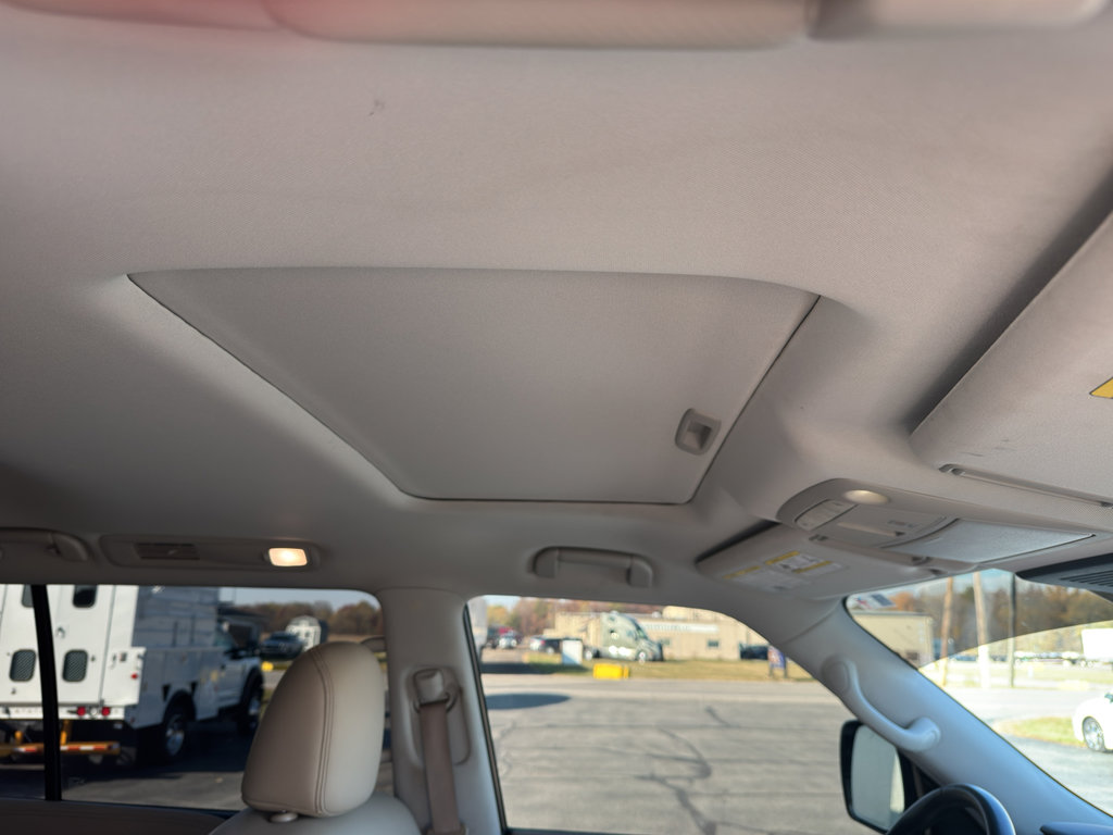 Used 2023 Nissan Armada SL w/ Cargo Package image 29