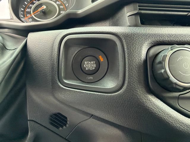 Used 2025 Jeep Wrangler Sport AWD/4WD image 16