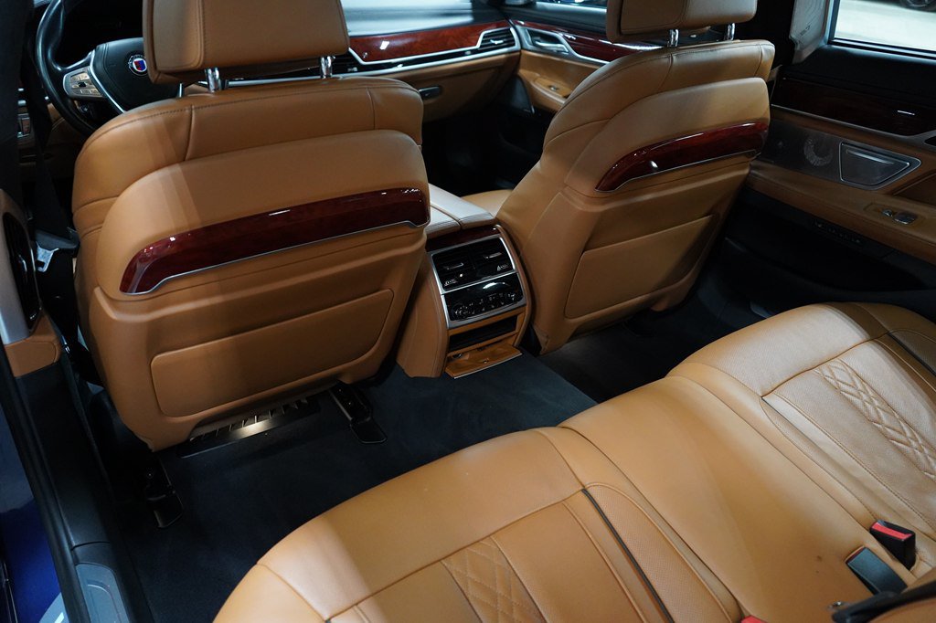 Used 2022 BMW ALPINA B7 xDrive w/ Luxury Rear Seating Package AWD/4WD image 16