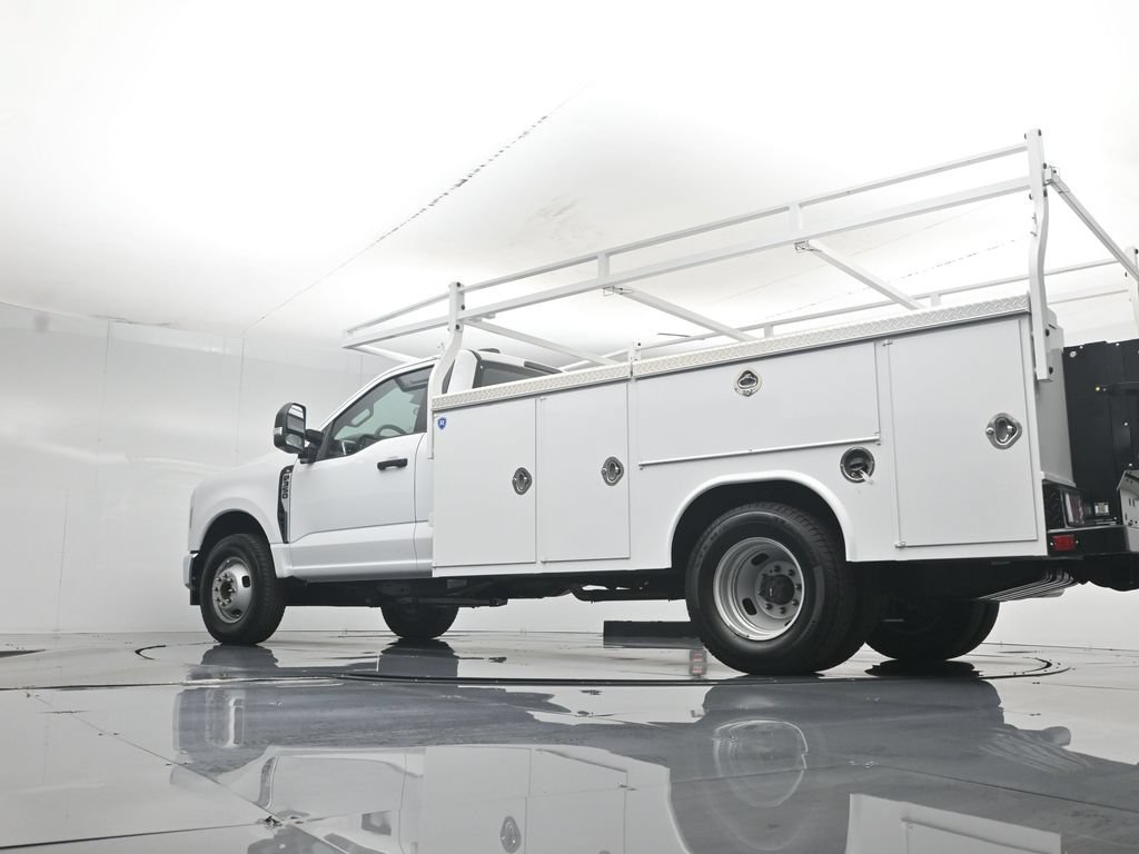 New 2026 Ford F350 XL w/ XL Chrome Package RWD image 54