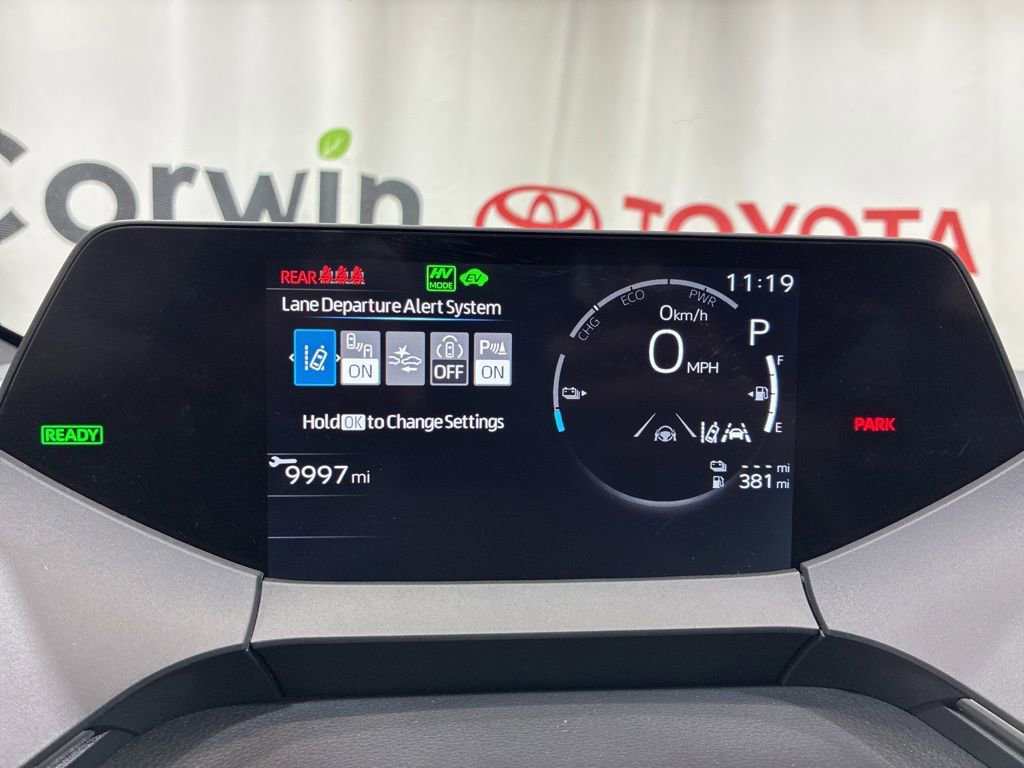 Used 2025 Toyota Prius Plug-In Hybrid FWD image 26