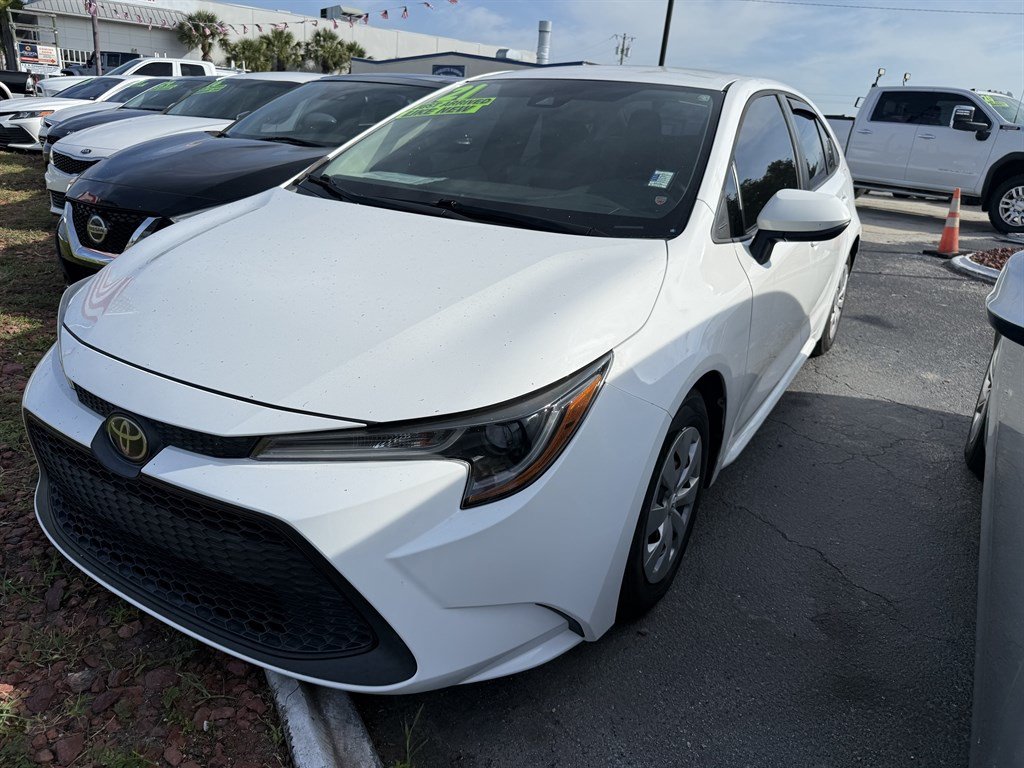 Used 2021 Toyota Corolla L FWD image 3