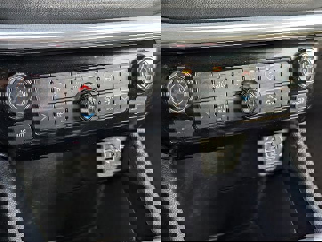 Used 2023 Jeep Compass High Altitude image 17