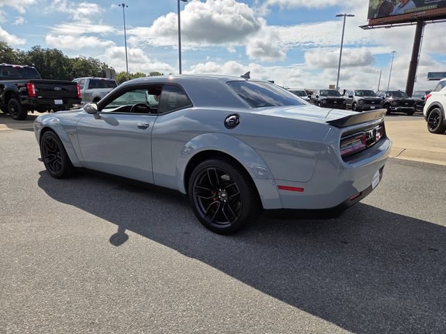 Used 2022 Dodge Challenger R/T Scat Pack RWD image 8