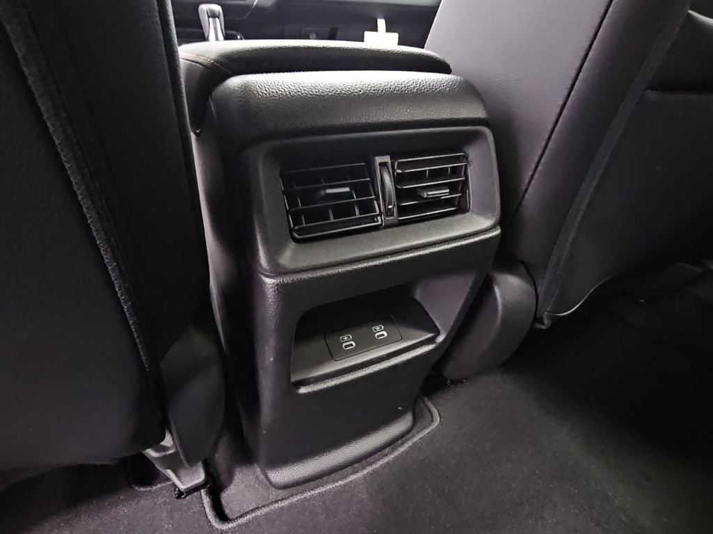 Used 2025 Honda CR-V Sport-L image 32