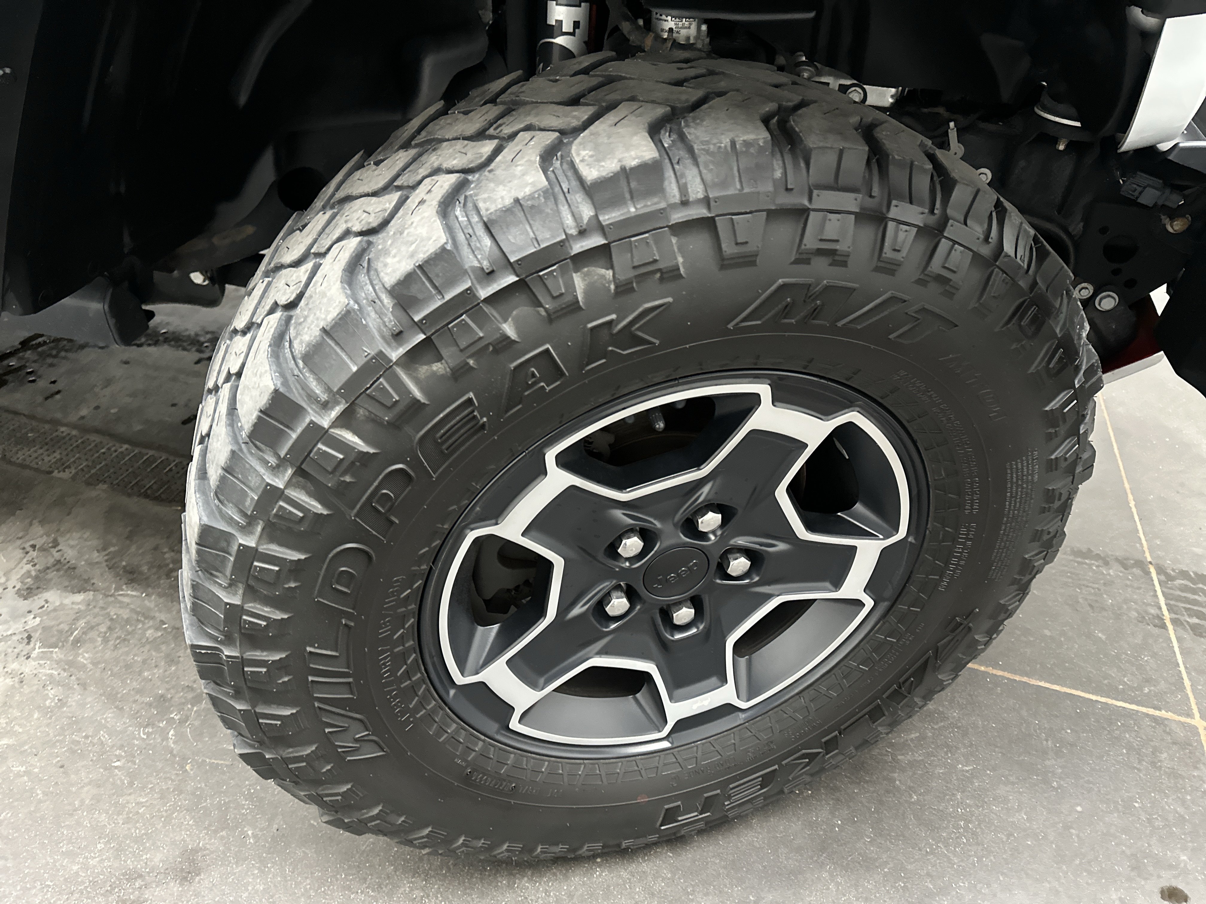 Used 2021 Jeep Gladiator Mojave AWD/4WD image 11