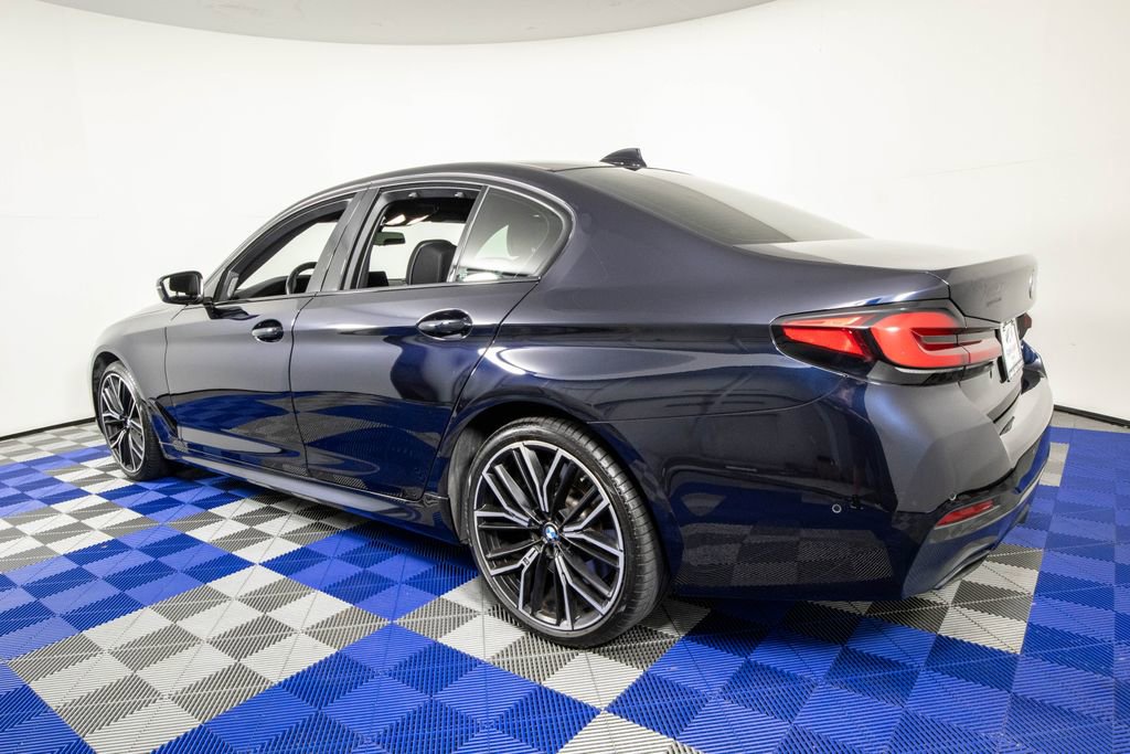 Used 2022 BMW 540i w/ Executive Package RWD image 6