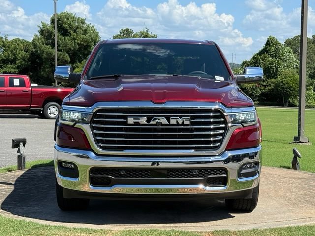 Used 2025 RAM 1500 Laramie AWD/4WD image 2