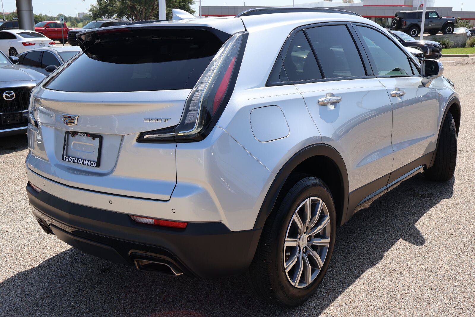 Used 2021 Cadillac XT4 Sport FWD image 3