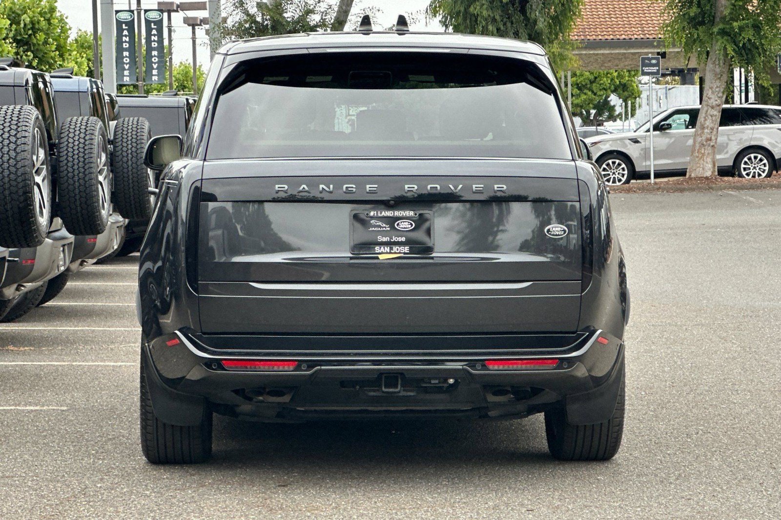 Certified 2023 Land Rover Range Rover SE AWD/4WD image 8
