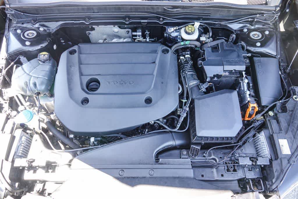 Used 2024 Volvo XC40 B5 Ultimate w/ Protection Package Premier AWD/4WD image 26