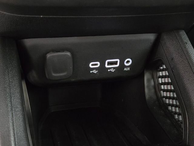 Used 2023 Chevrolet TrailBlazer RS w/ Convenience Package image 38