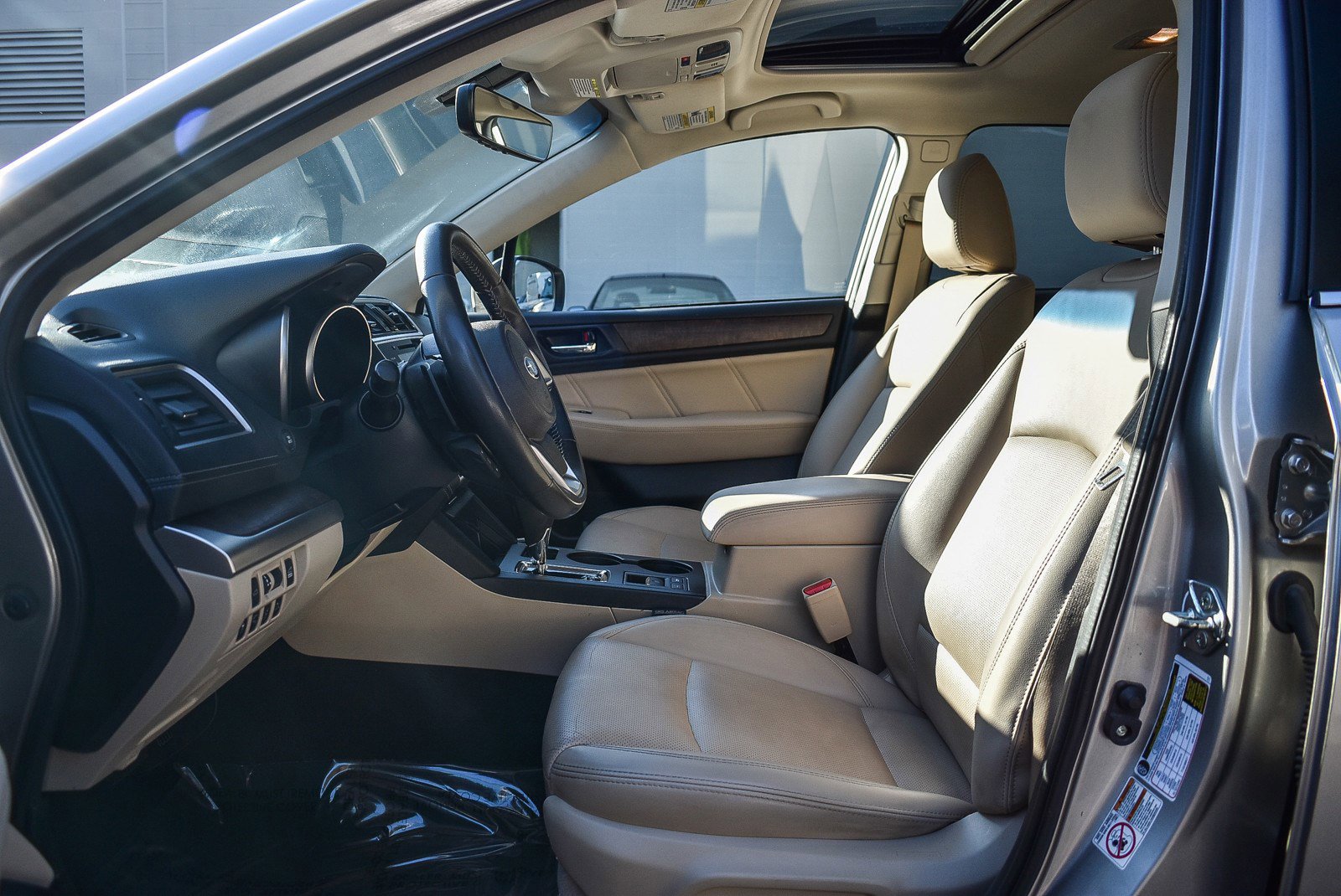 Used 2018 Subaru Outback 2.5i Limited image 16