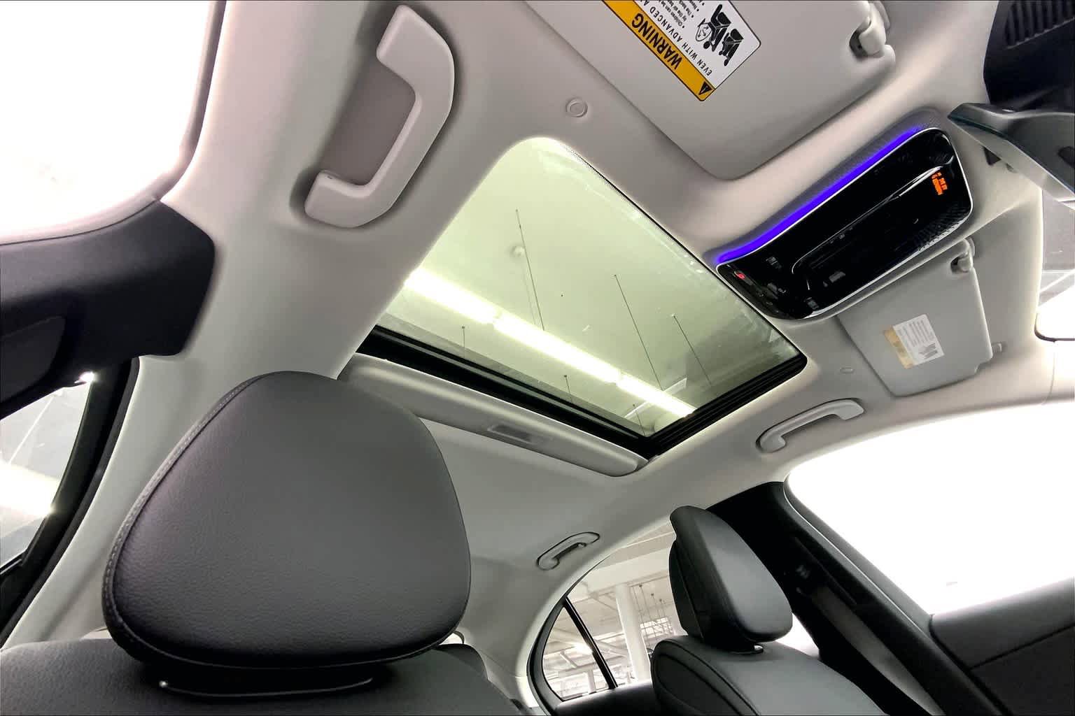 Certified 2023 Mercedes-Benz C 300 Sedan image 25