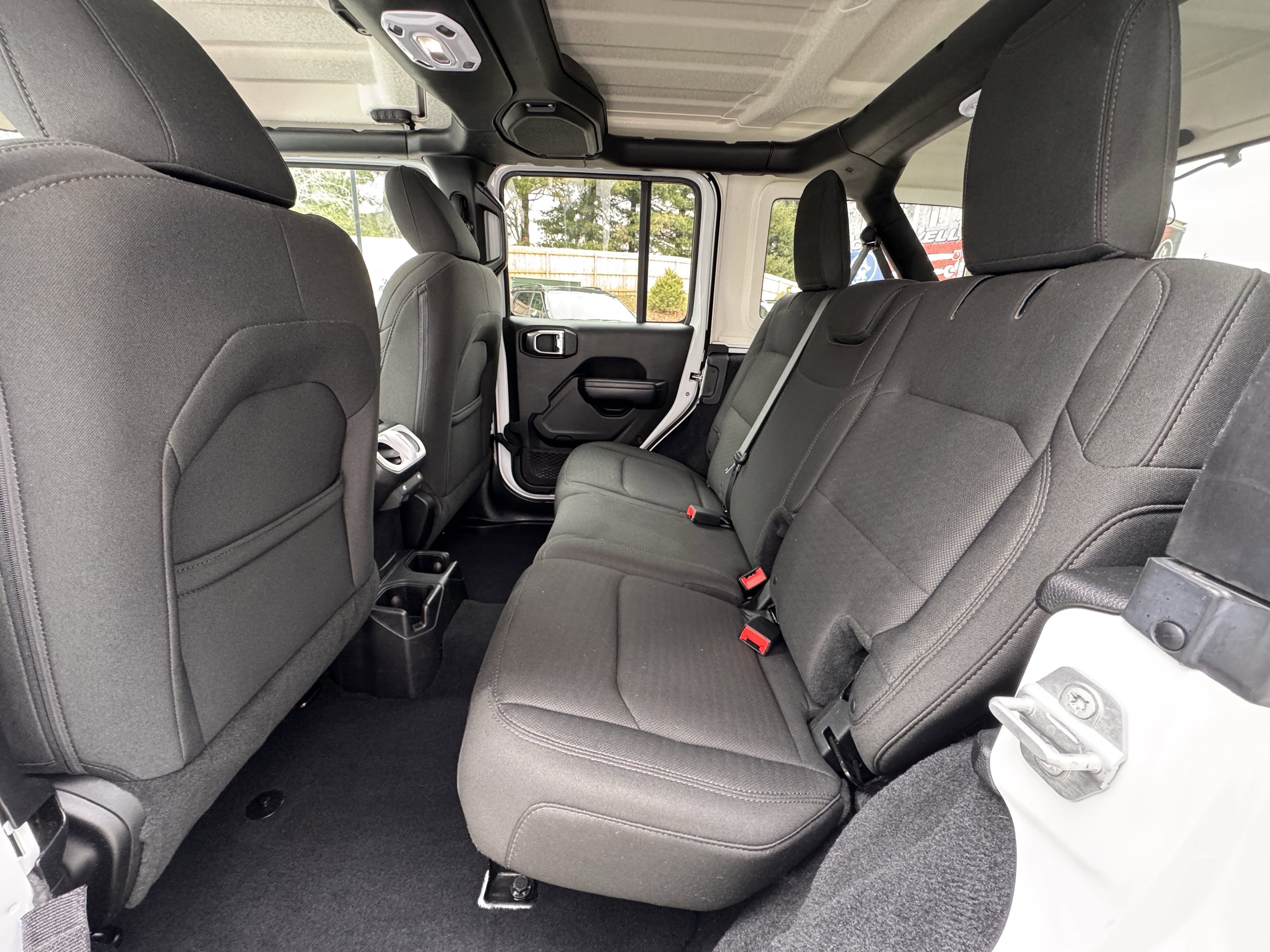 Used 2018 Jeep Wrangler Unlimited Sport S image 20