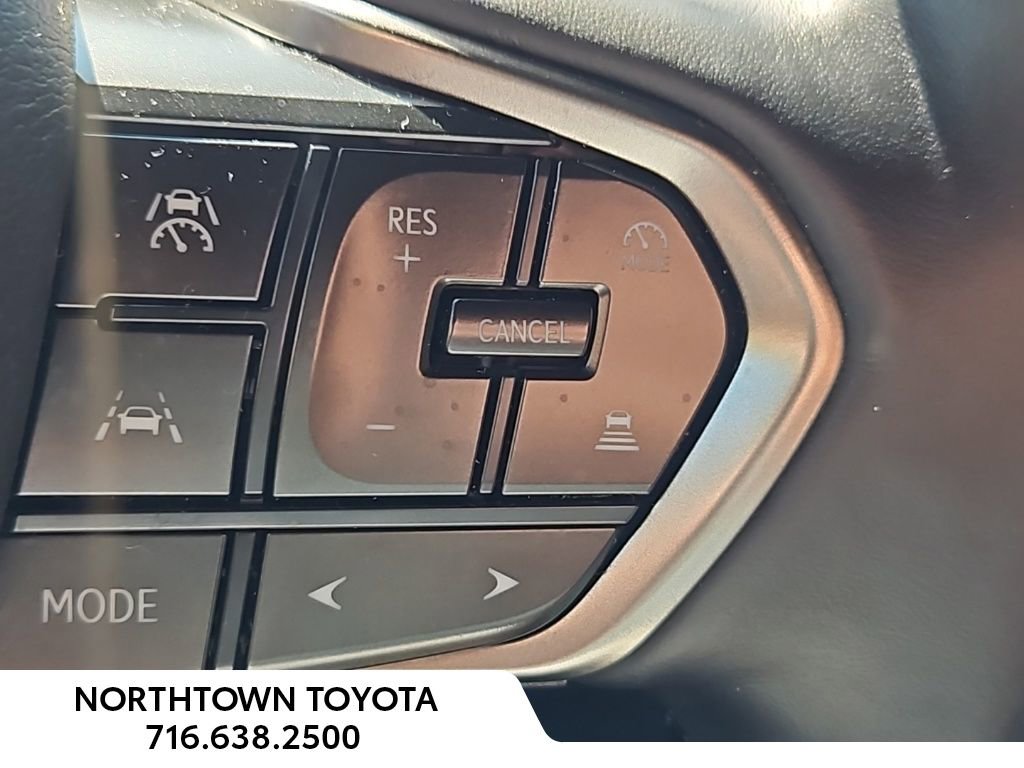 Used 2024 Lexus GX 550 image 38