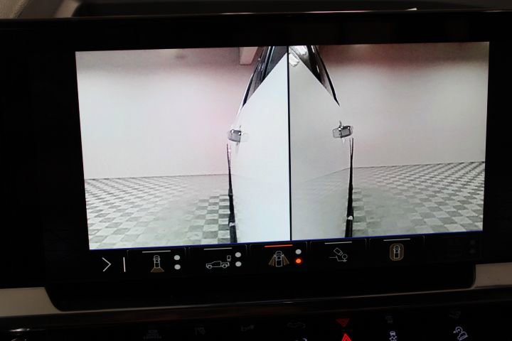 New 2025 GMC Sierra 2500 SLT w/ SLT Premium Package image 39