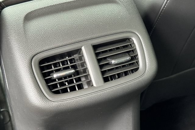 Used 2024 Buick Envision Preferred AWD/4WD image 43