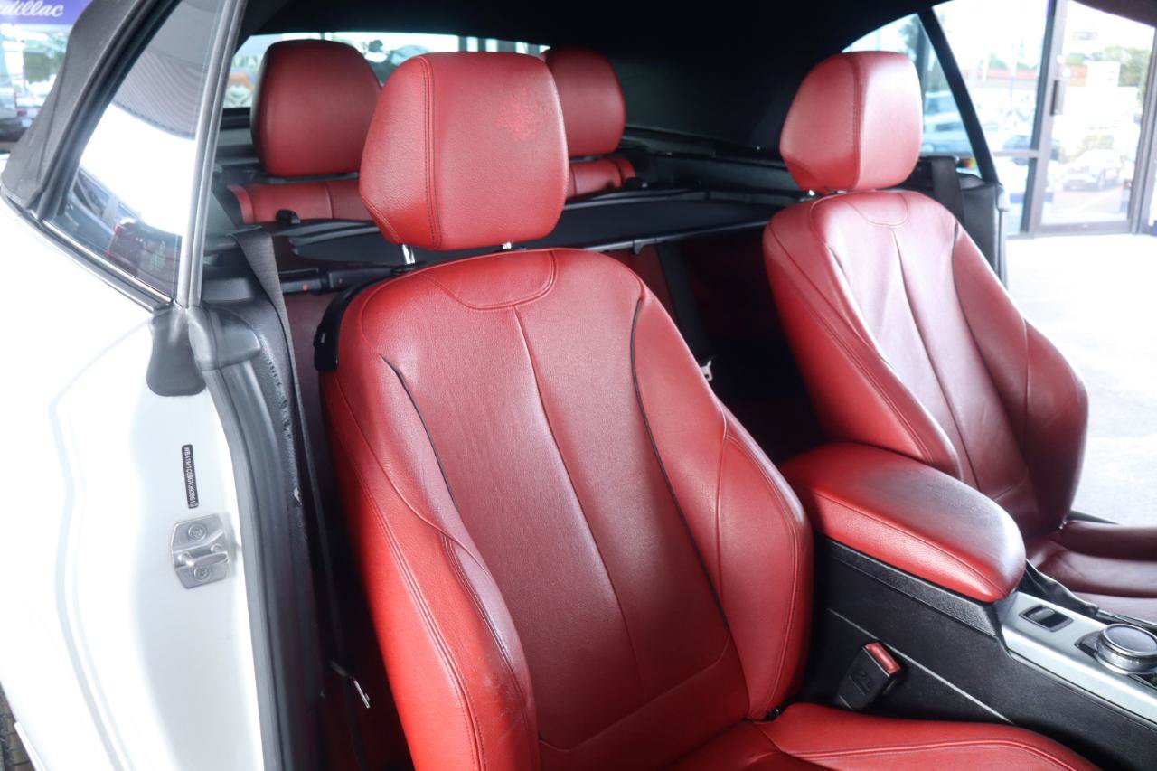 Used 2016 BMW M235i Convertible RWD image 34