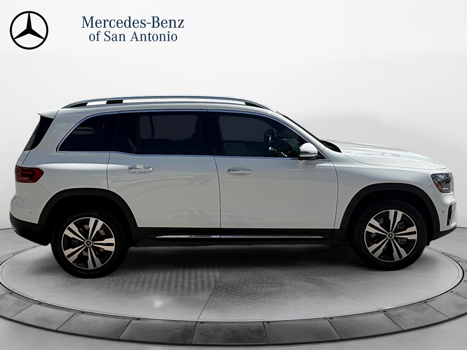 Certified 2025 Mercedes-Benz GLB 250 image 8
