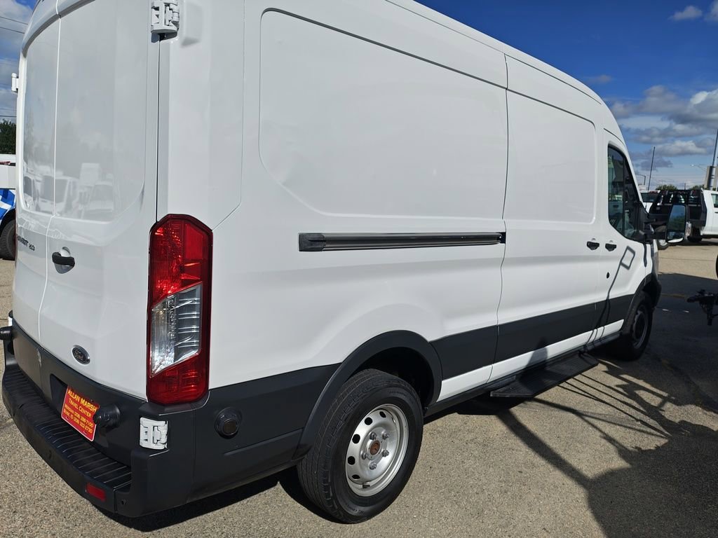 Used 2018 Ford Transit 250 148 Medium Roof image 4