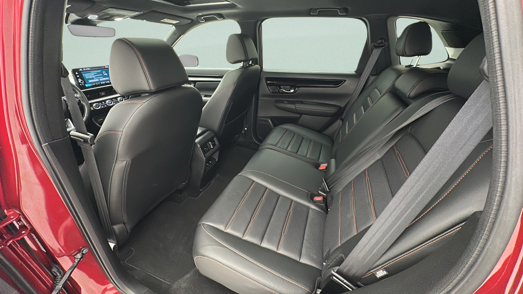 Used 2025 Honda CR-V Sport Touring image 9