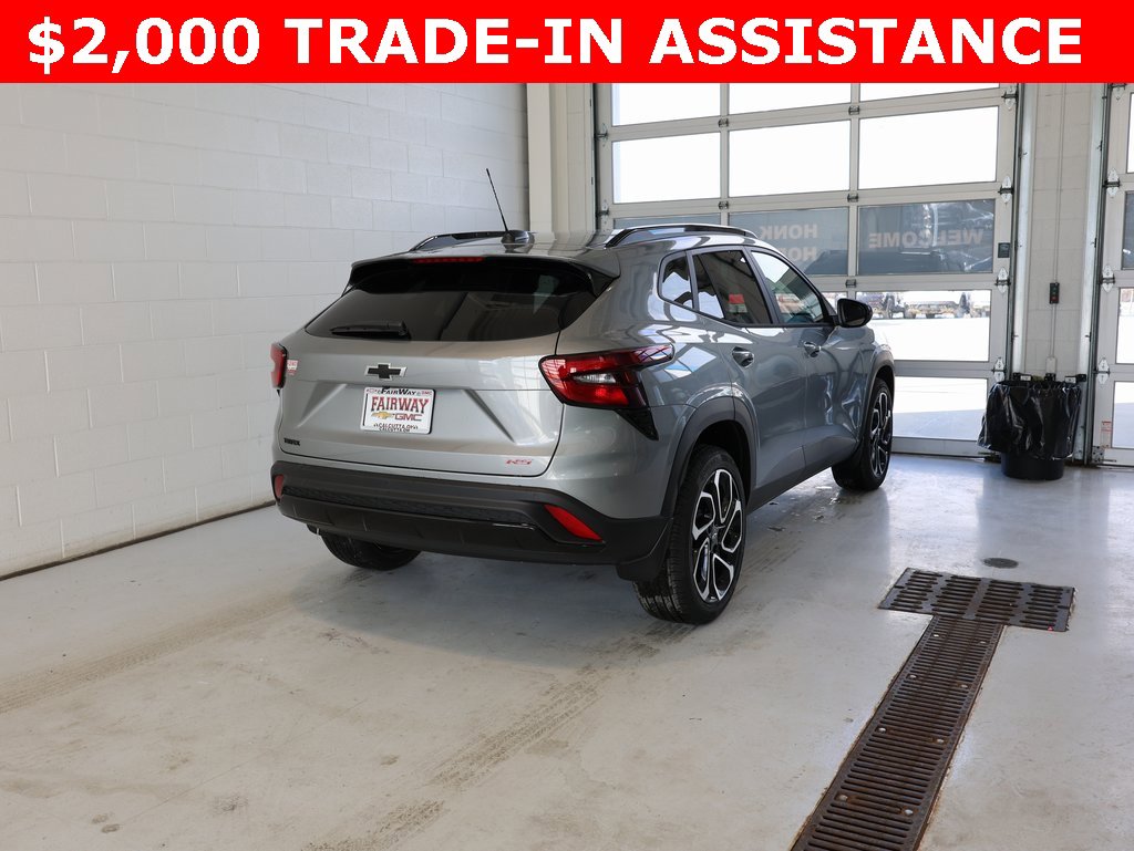 New 2026 Chevrolet Trax RS w/ Sunroof Package image 3