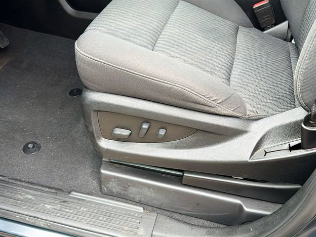 Used 2019 GMC Yukon SLE w/ SLE Value Package image 17