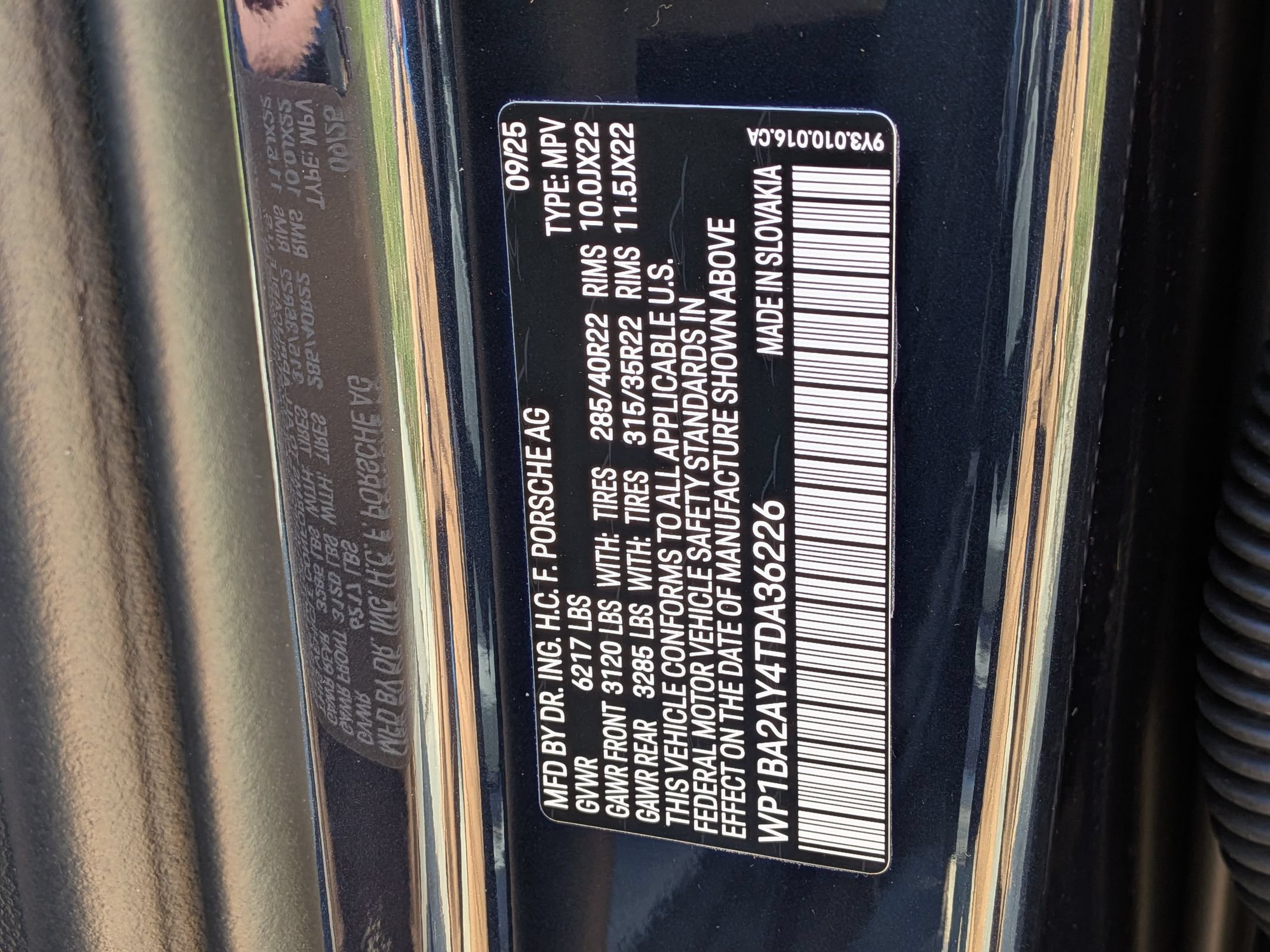 New 2026 Porsche Cayenne Coupe AWD/4WD image 40