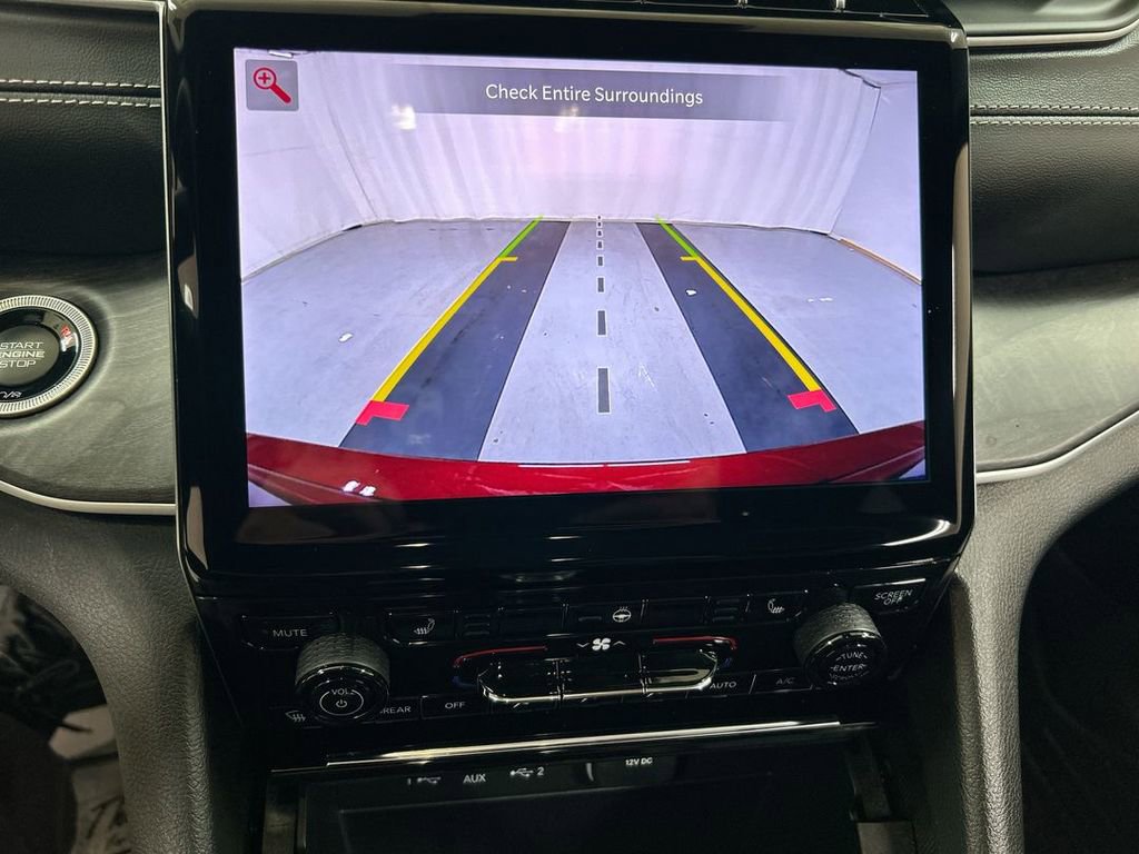 Certified 2025 Jeep Grand Cherokee Limited image 15