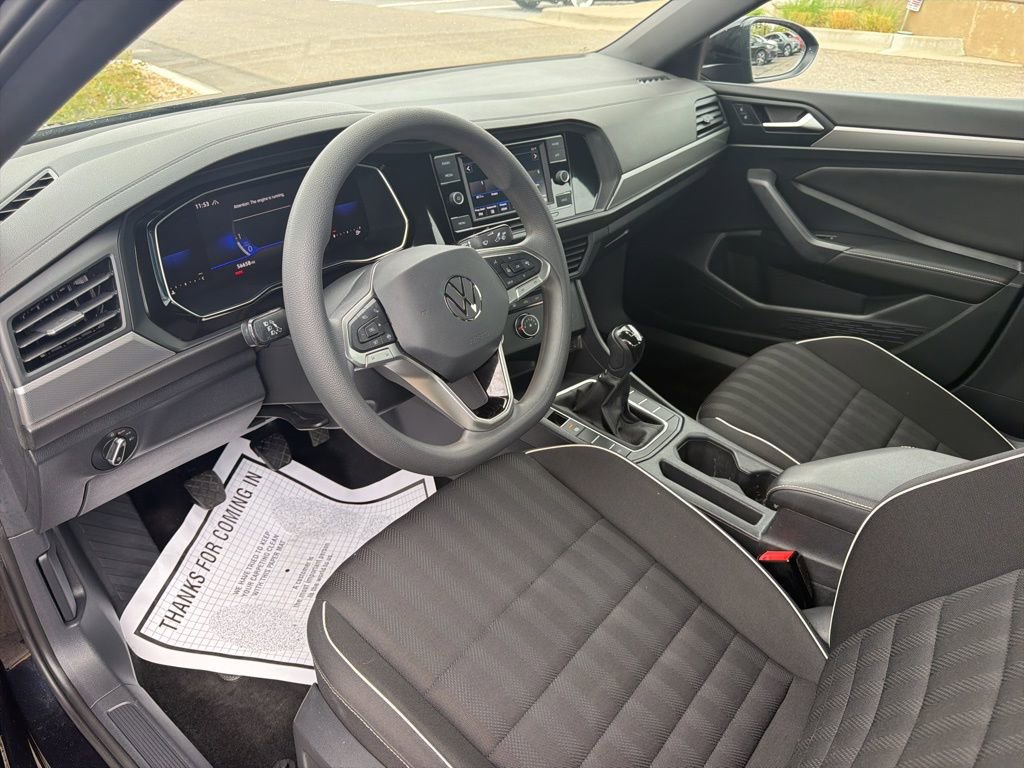Used 2022 Volkswagen Jetta Sport FWD image 9