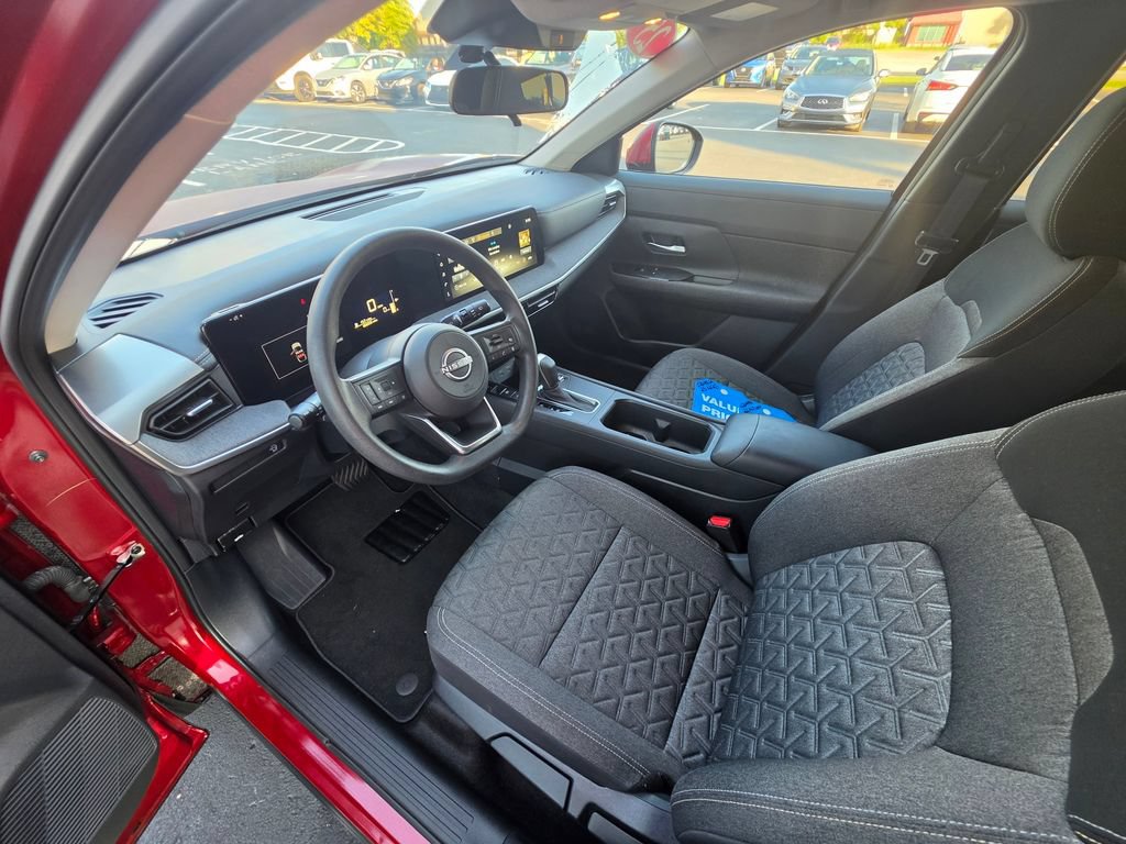Certified 2025 Nissan Kicks SV FWD image 16
