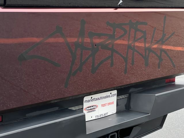 Used 2024 Tesla Cybertruck AWD Crew Cab image 11