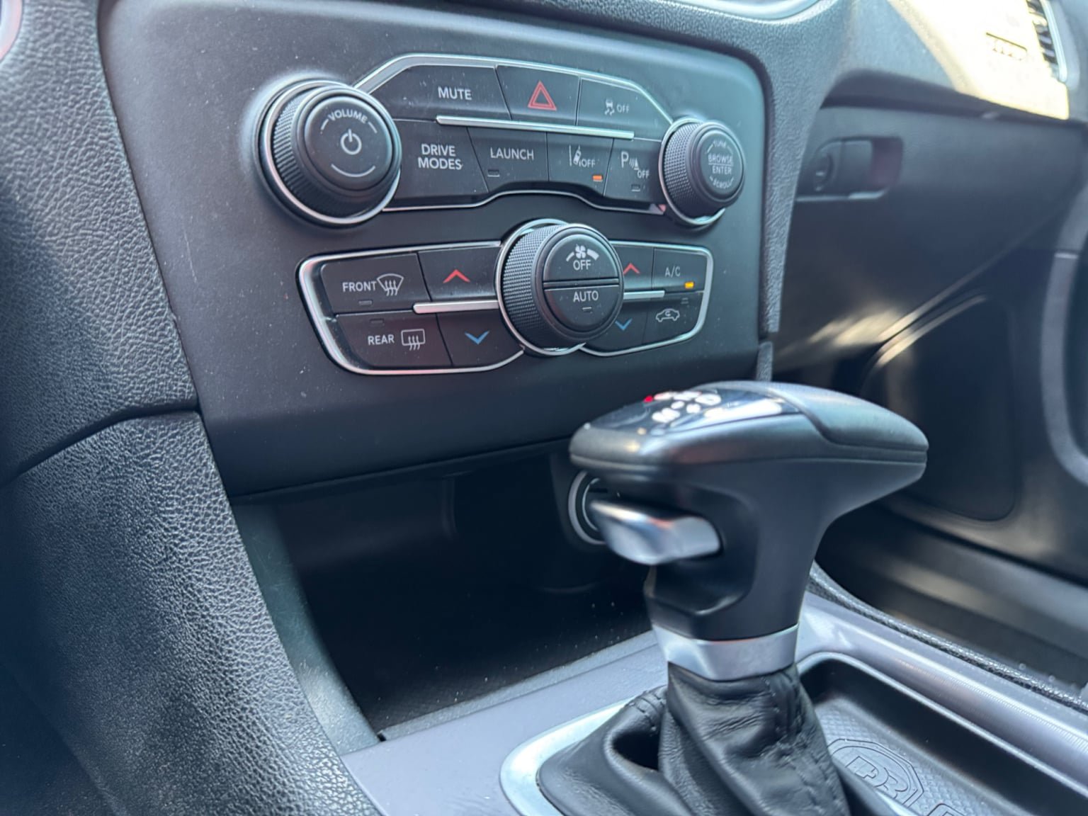 Used 2023 Dodge Charger Scat Pack w/ Technology Group RWD image 25