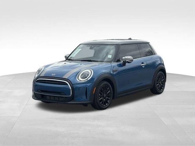 Certified 2024 MINI Cooper 2-Door Hardtop FWD image 9