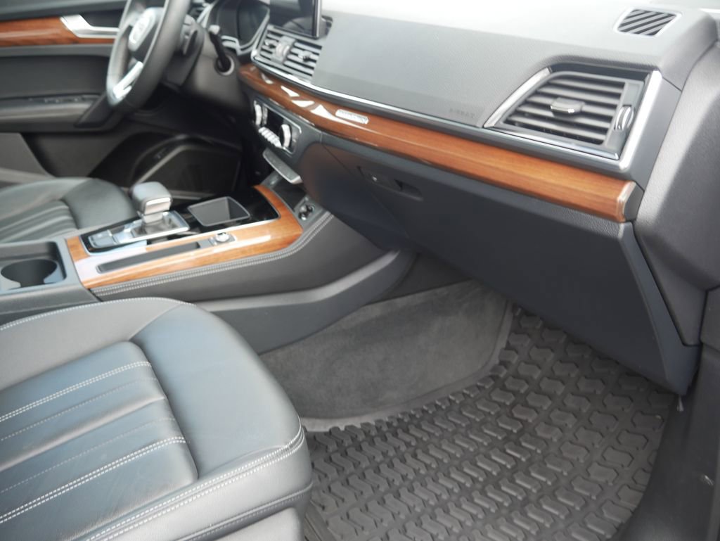 Certified 2023 Audi Q5 2.0T Premium Plus w/ Premium Plus Package image 29