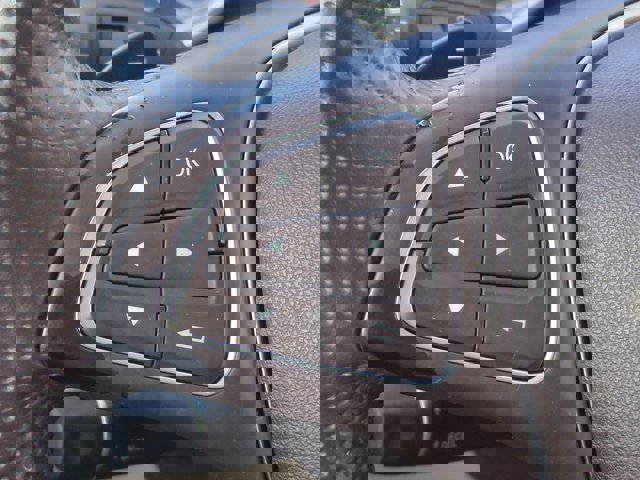 Used 2018 Mercedes-Benz GLE 350 4MATIC image 26