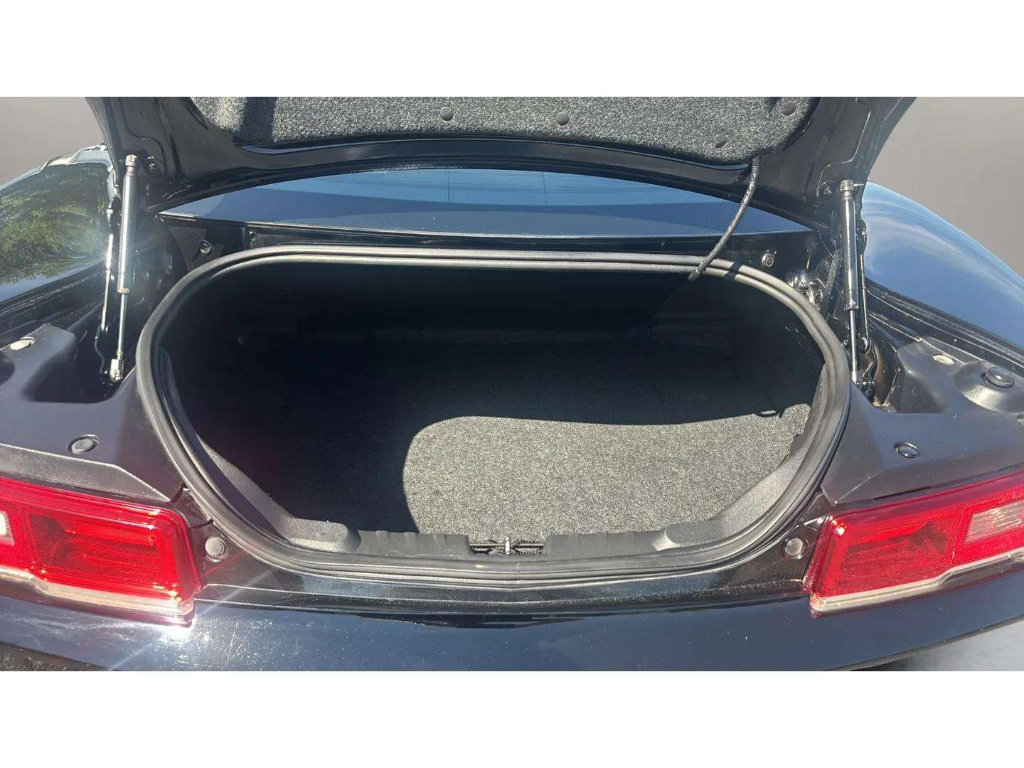 Used 2014 Chevrolet Camaro LS RWD image 9
