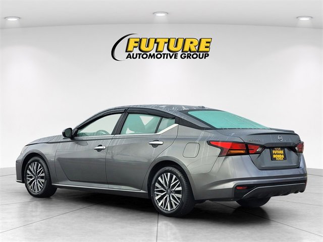 Used 2023 Nissan Altima 2.5 SV image 7