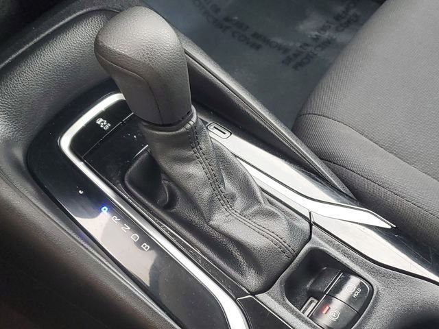 Used 2021 Toyota Corolla LE image 17