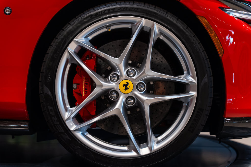 Certified 2021 Ferrari Roma RWD image 16