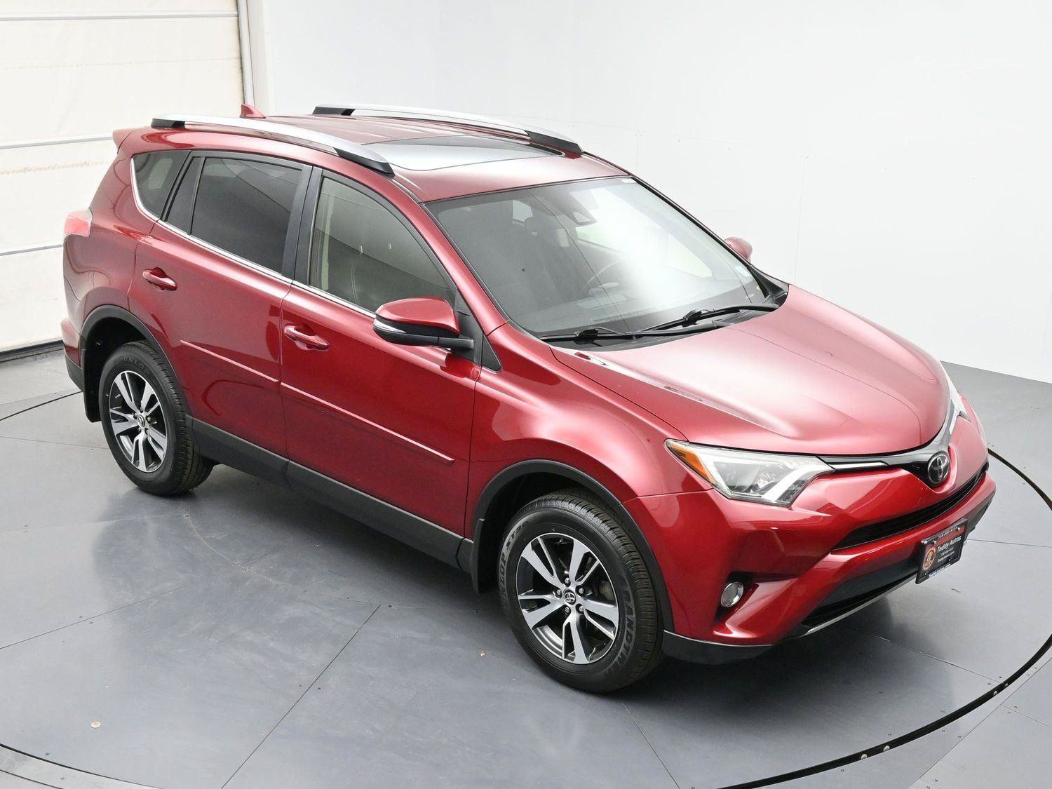 Used 2018 Toyota RAV4 XLE w/ Plus Extra Value Package AWD/4WD image 35
