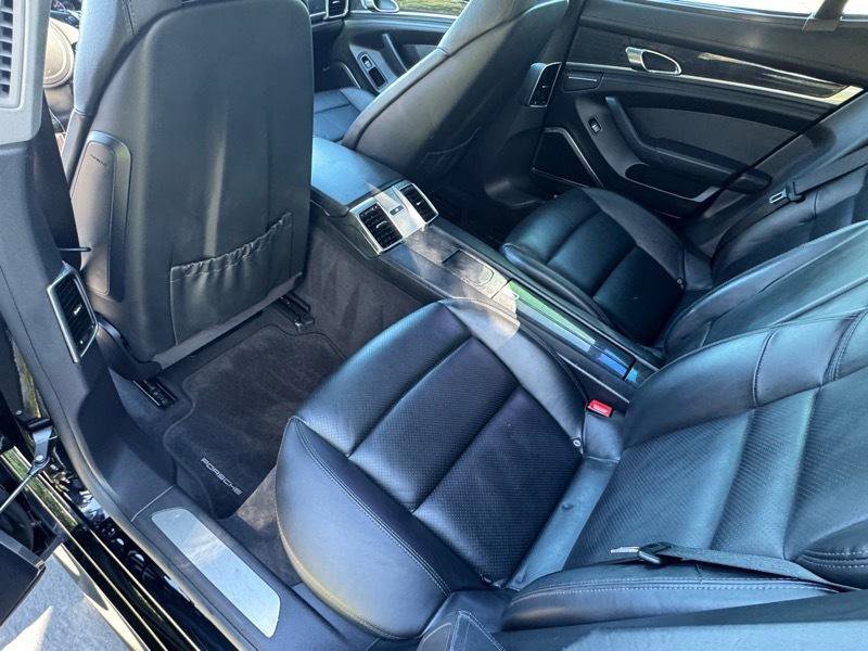Used 2010 Porsche Panamera 4S image 17